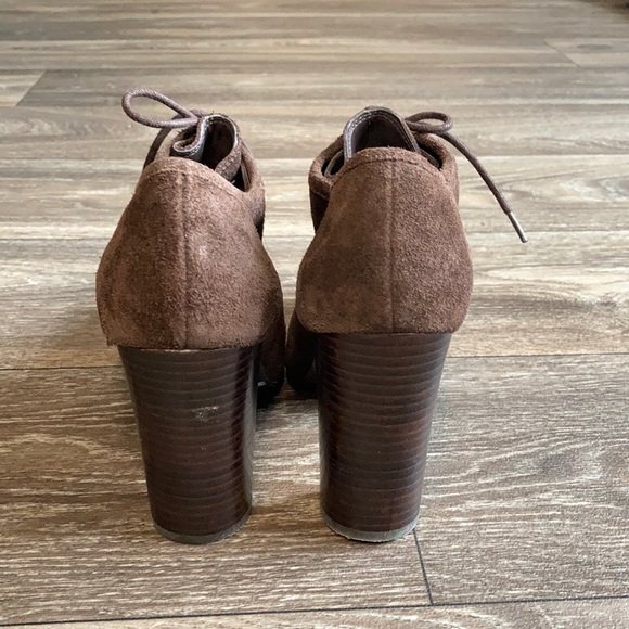 Lauren Ralph Lauren Brown Chunky Heel Bootie Sz 7 - Picture 9 of 10